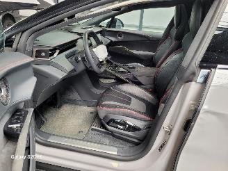 Lotus Eletre 450-KW 112kwh Automaat AWD picture 19