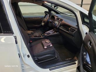 Nissan Leaf 160-KW 62kwh Automaat 5drs N-Connecta picture 15