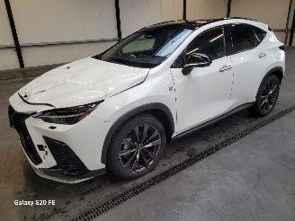 uszkodzony samochody osobowe Lexus NX 450+ Plug-In-Hybrid 227-KW Automaat 4-WD F-SPORT 2024/12