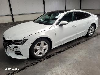 krockskadad bil auto Audi A7 Sportback 40 TDi 150-KW S-Tronic Panoramadak 2019/1