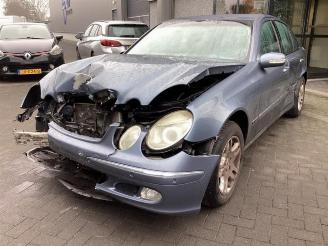 Vrakbiler auto Mercedes E-klasse E (W211), Sedan, 2002 / 2008 2.6 E-240 V6 18V 2004/6