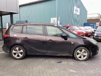 Opel Zafira Zafira Tourer (P12), MPV, 2011 / 2019 2.0 CDTI 16V 130 Ecotec picture 4