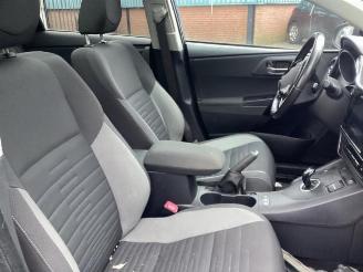 Toyota Auris Touring Sports Auris Touring Sports (E18), Combi, 2013 / 2018 1.8 16V Hybrid picture 10