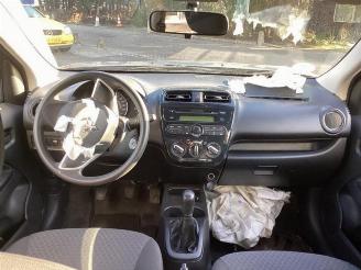 Mitsubishi Space-star Space Star (A0), Hatchback, 2012 1.0 12V picture 9