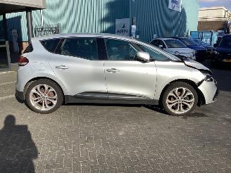 Renault Scenic 1.2 TCe Intens picture 4