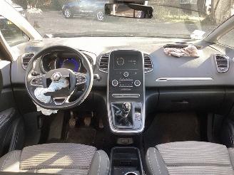 Renault Scenic 1.2 TCe Intens picture 13