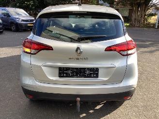 Renault Scenic 1.2 TCe Intens picture 6