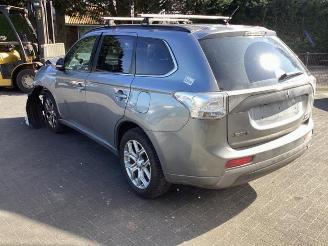 Mitsubishi Outlander Outlander (GF/GG), SUV, 2012 2.0 16V PHEV 4x4 picture 7