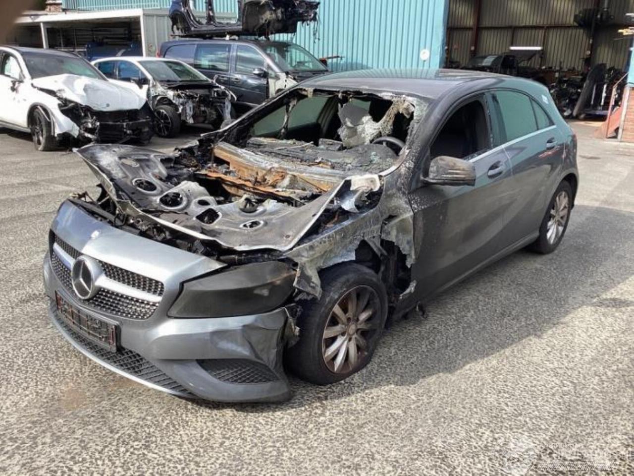 Mercedes A-klasse A (W176), Hatchback, 2012 / 2018 1.6 A-180 16V