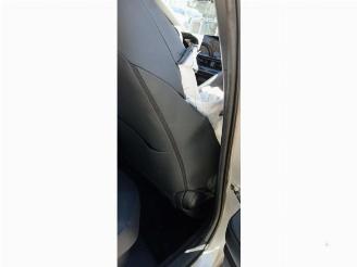 Toyota C-HR C-HR (X2,H2), SUV, 2023 2.0 16V Hybrid 200 picture 27