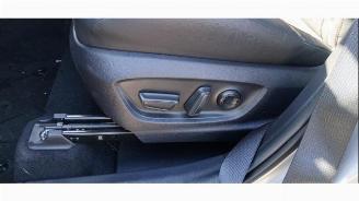 Toyota C-HR C-HR (X2,H2), SUV, 2023 2.0 16V Hybrid 200 picture 18