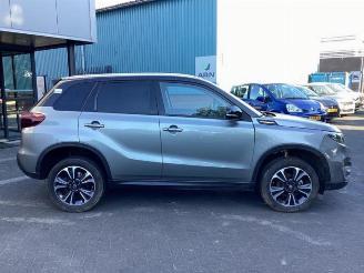 Suzuki Vitara Vitara (LY/MY), SUV, 2015 1.5 16V Dualjet Hybrid picture 4