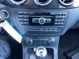 Mercedes B-klasse 180 picture 14