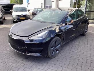demontáž osobní automobily Tesla Model 3 Model 3, Sedan, 2017 Standard RWD Plus 60 kWh 2019/6