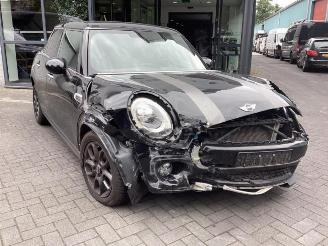 Mini Mini Mini (F55), Hatchback 5-drs, 2013 1.5 12V One picture 3