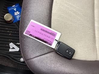 Toyota iQ  picture 11