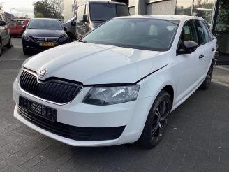 Dezmembrări autoturisme Skoda Octavia Octavia Combi (5EAC), Combi 5-drs, 2012 / 2020 1.2 TSI 16V 2014/12