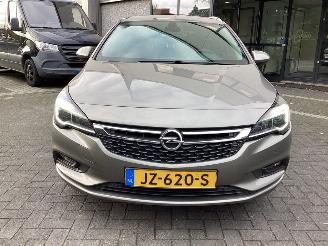 Opel Astra 1.0 Business picture 2