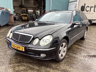 Vrakbiler auto Mercedes E-klasse 240 Avantgarde 2003/11
