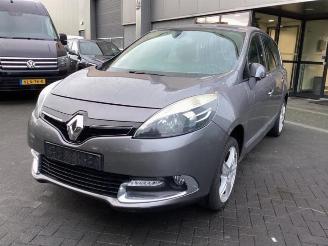 demontáž osobní automobily Renault Grand-scenic Grand Scenic III (JZ), MPV, 2009 / 2016 1.2 16V TCe 115 2012/12
