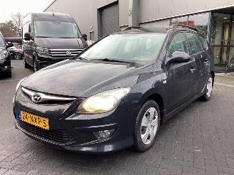 Schadeauto Hyundai I-10  2011/1