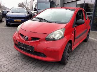 Vrakbiler auto Toyota Aygo Aygo (B10), Hatchback, 2005 / 2014 1.0 12V VVT-i 2007/2
