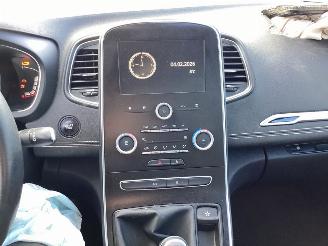 Renault Mégane Scénic 1.2 TCe Intens picture 12