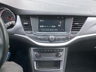 Opel Astra 1.2 Turbo Tourer picture 17