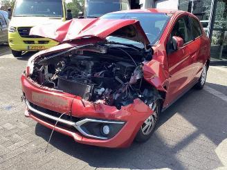 Salvage car Mitsubishi Space-star Space Star (A0), Hatchback, 2012 1.0 12V 2017/11