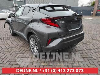 Toyota C-HR C-HR (X1,X5), SUV, 2016 1.8 16V Hybrid picture 6