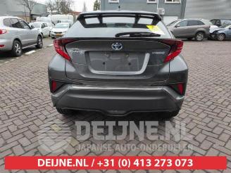 Toyota C-HR C-HR (X1,X5), SUV, 2016 1.8 16V Hybrid picture 7