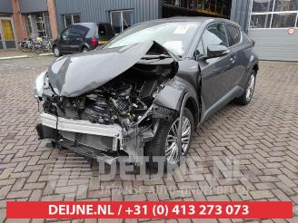 Toyota C-HR C-HR (X1,X5), SUV, 2016 1.8 16V Hybrid picture 3