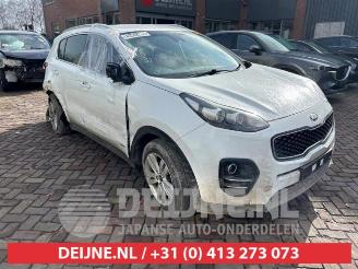 demontáž osobní automobily Kia Sportage Sportage (QL), Terreinwagen, 2015 / 2022 2.0 CRDi 136 16V VGT 4x4 2017/8
