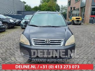 Toyota Avensis-verso Avensis Verso (M20), MPV, 2001 / 2005 2.0 16V VVT-i D-4 picture 2