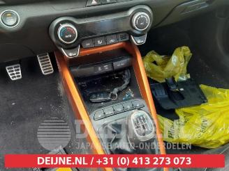 Kia Stonic Stonic (YB), SUV, 2017 1.0i T-GDi 12V picture 24