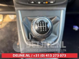 Mazda 5 5 (CWA9), MPV, 2010 1.8i 16V picture 16