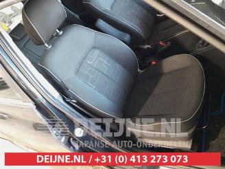 Kia Venga Venga, MPV, 2010 / 2019 1.4 CVVT 16V picture 15