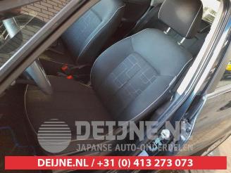 Kia Venga Venga, MPV, 2010 / 2019 1.4 CVVT 16V picture 14