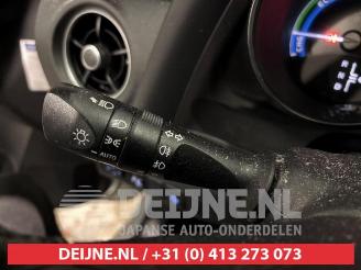 Toyota Auris Touring Sports Auris Touring Sports (E18), Combi, 2013 / 2018 1.8 16V Hybrid picture 16