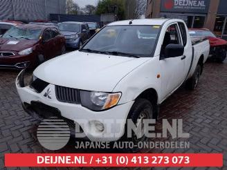 Mitsubishi L-200 L-200 (KA/KB), Pick-up, 2005 / 2015 2.5 DI-D 4x4 picture 3