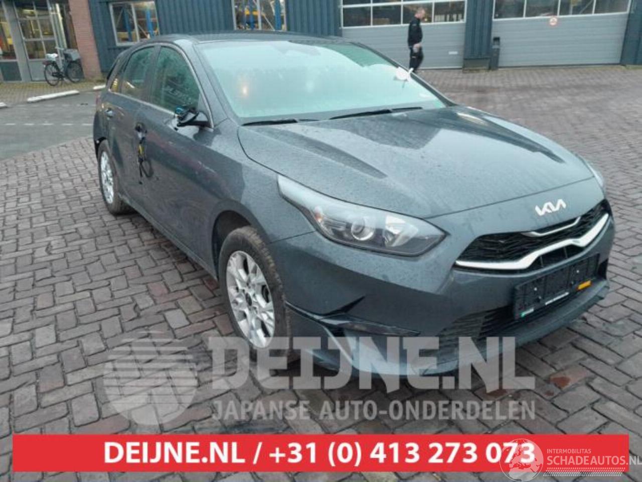 Kia Cee d Ceed (CDB5/CDBB), Hatchback 5-drs, 2018 1.0i T-GDi 12V Eco-Dynamics+