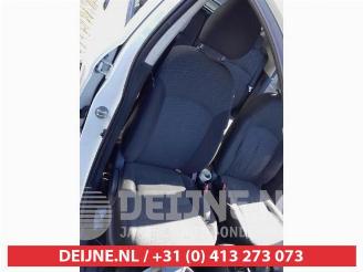 Mitsubishi Space-star Space Star (A0), Hatchback, 2012 1.0 12V picture 16