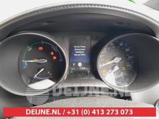 Toyota C-HR C-HR (X1,X5), SUV, 2016 1.8 16V Hybrid picture 10