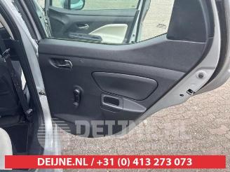 Nissan Micra Micra (K14), Hatchback, 2016 / 2024 0.9 IG-T 12V picture 17