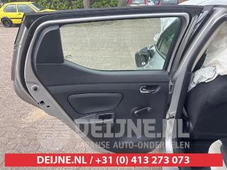 Nissan Micra Micra (K14), Hatchback, 2016 / 2024 0.9 IG-T 12V picture 15