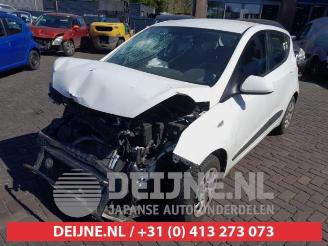 Hyundai I-10 i10 (B5), Hatchback, 2013 / 2019 1.0 12V picture 3