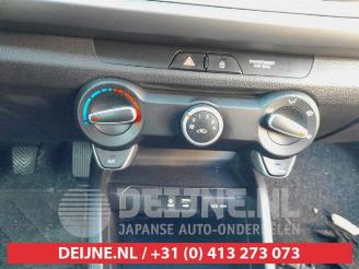 Kia Rio Rio IV (YB), Hatchback, 2017 1.2 MPI 16V picture 17