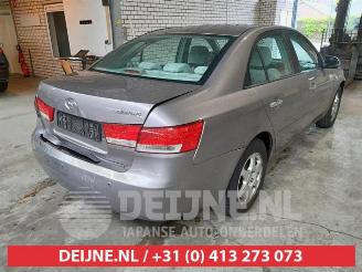Hyundai Sonata Sonata, Sedan, 2005 / 2010 2.4 16V CVVT picture 7