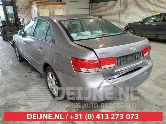 Hyundai Sonata Sonata, Sedan, 2005 / 2010 2.4 16V CVVT picture 5
