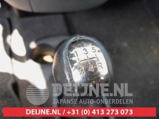 Daihatsu Sirion Sirion 2 (M3), Hatchback, 2005 1.0 12V DVVT picture 21